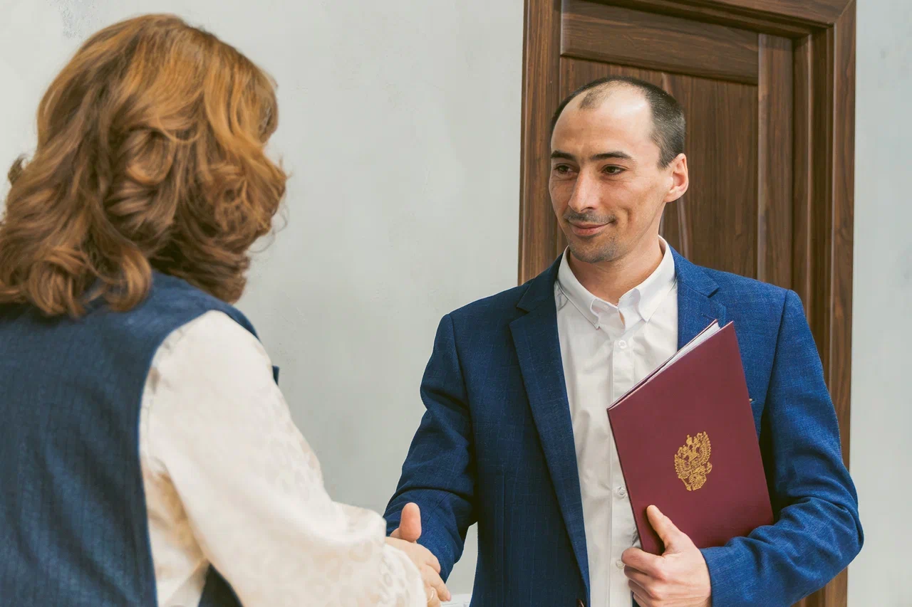 Участник СВО из Липецка заключил первый соцконтракт по новым правилам