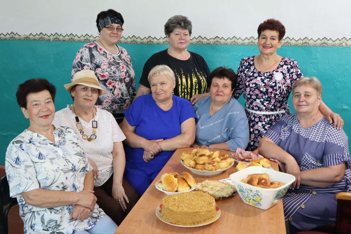 «Заряночка»: выйти на сцену и забыть про возраст